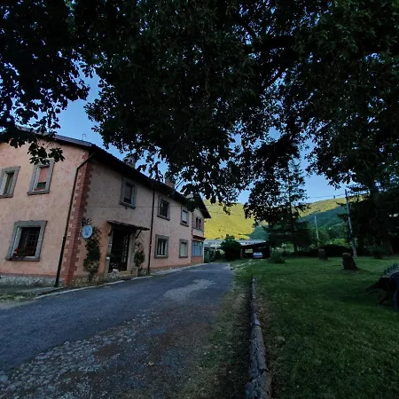 Bed & Breakfast Calecatine Rocca di Botte